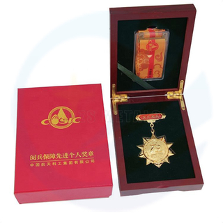 Design d'usine et d'honneur Wood Miroir complet Médaille d'or Médailles de finition personnalisée avec boîte-cadeau