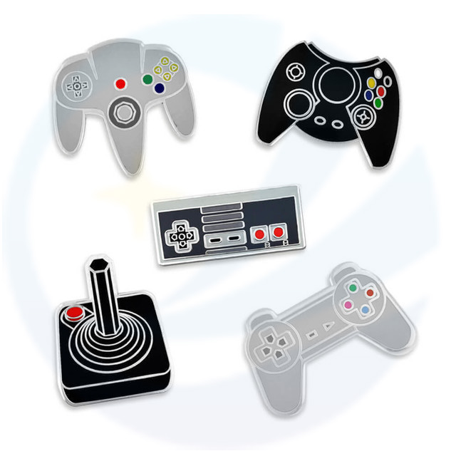 Console de jeu personnalisé de haute qualité TV Badge Badge Metal Gamepad Video Game Vintage Retro ENAMEL PIN