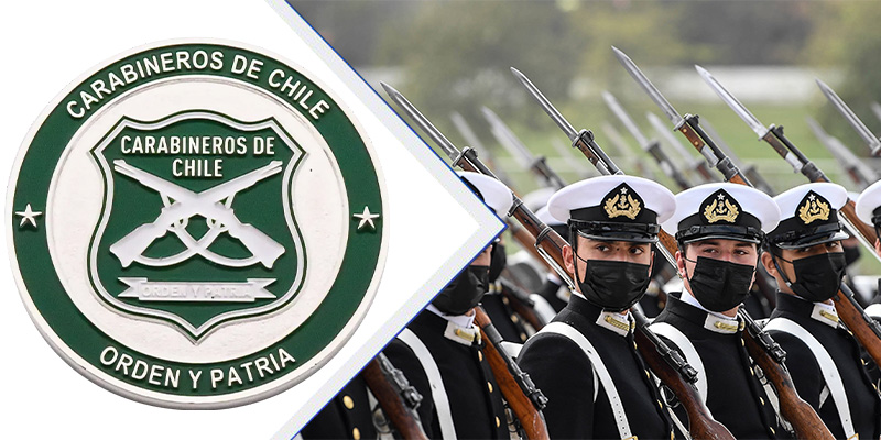 De la tradition à l'objectif: explorer les diverses utilisations des pièces de défi de la marine chilique