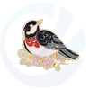 Badge de métal pour oiseaux en émail doux sur mesure pour décoration de tissu divers animaux vifs caricatures de paon badges cadeaux