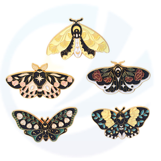 En gros personnalisé beau animal papillon de revers brillant badge métallique brillance luminante épingle à papillons en émail doux pour sac à dos