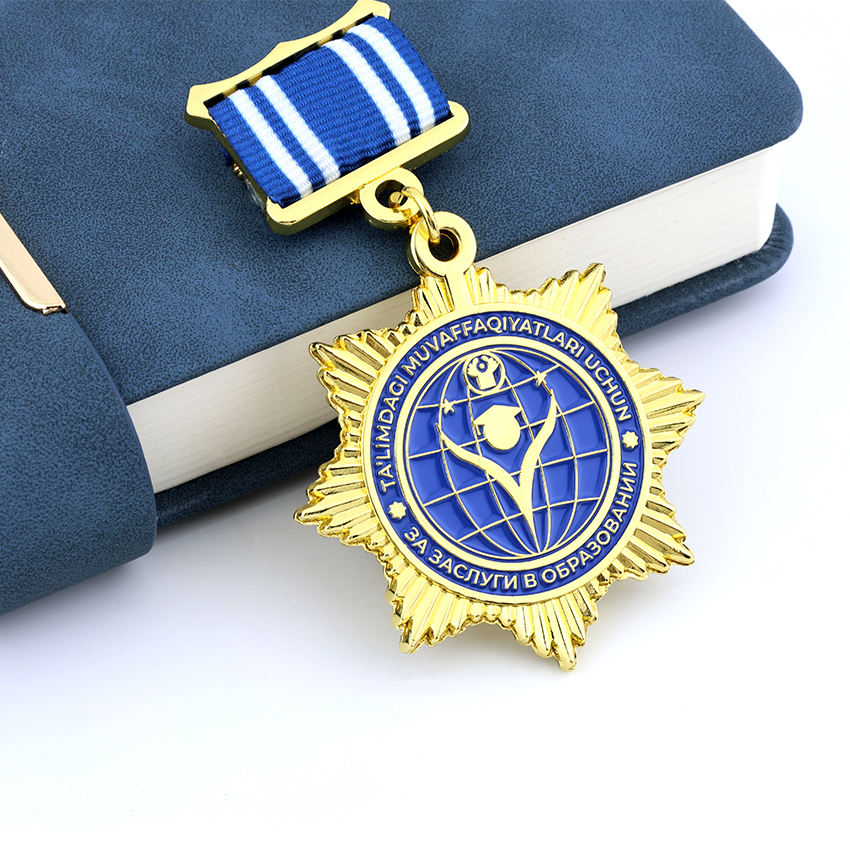 Fabricant Médallon Médallon personnalisé Médaille de métal Badges de barre de ruban 3D Médailles d'activité 3D et médaille d'honneur