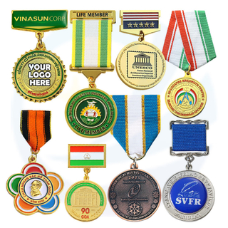 Fabricant Médallon personnalisé Medalla Die Metal Methals Badges 3D Médailles d'activité 3D et médaille d'honneur