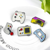 Console de jeu personnalisé de haute qualité TV Badge Badge Metal Gamepad Video Game Vintage Retro ENAMEL PIN