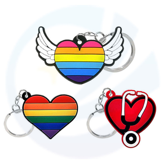 Coup de coeur en caoutchouc de clés médicaux en caoutchouc 2d Gay Pride LGBT arc-en-ciel en silicone PVC avec anneau