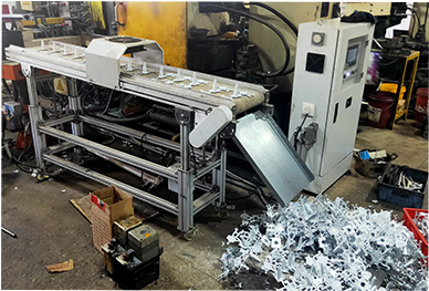 Machine automatique de moulage en alliage de zinc