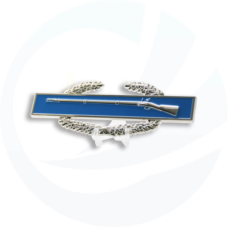 Badge de police militaire du grand pistolet du Koweït