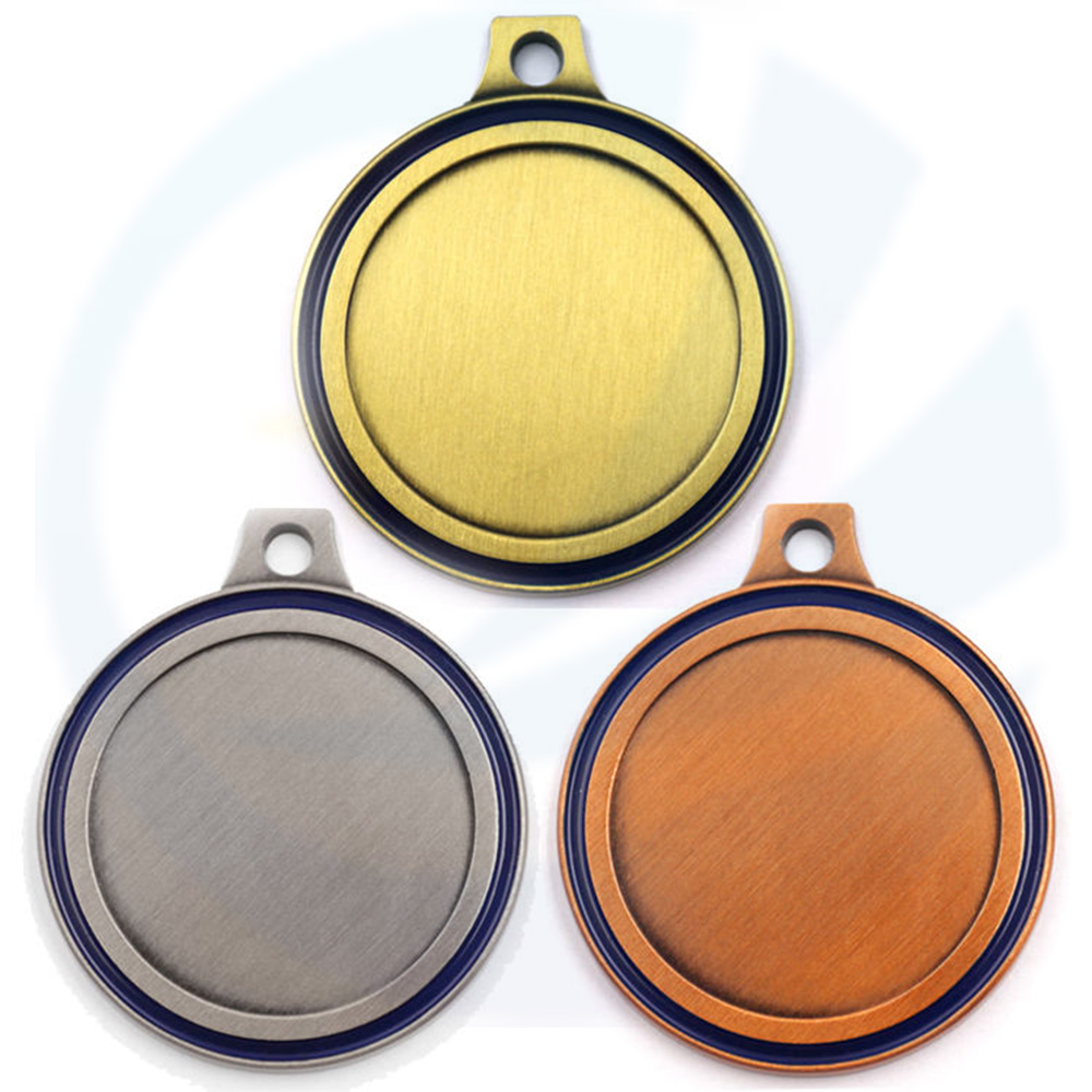 Médailles de sport personnalisées en gros attribue des médailles et trophées vierges en métal avec médaille de jeu de ballon de basket-ball de natation de football en ruban