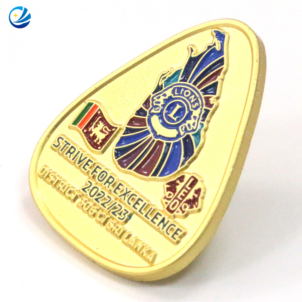 Personnages en gros de haute qualité en métal Épingles en émail badge Custom Lions Clubs International Pins