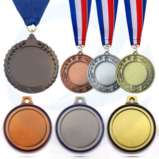 Médailles de sport personnalisées en gros attribue des médailles et trophées vierges en métal avec médaille de jeu de ballon de basket-ball de natation de football en ruban