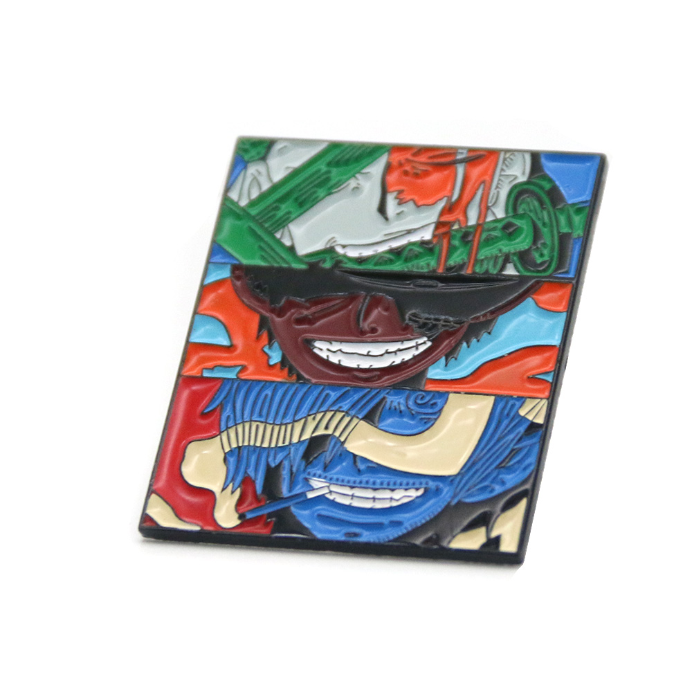 Vente de dessins de dessin japonais de vente chaude One Piece Luffy Zoro Anime Pin Brooch