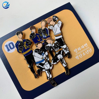 Souvenir Hot Sale Placing Placing Metal Lapel Pins Korea Idol Kpop Glitter Screen Printing Badge dur Émail Pin de revers émail personnalisé